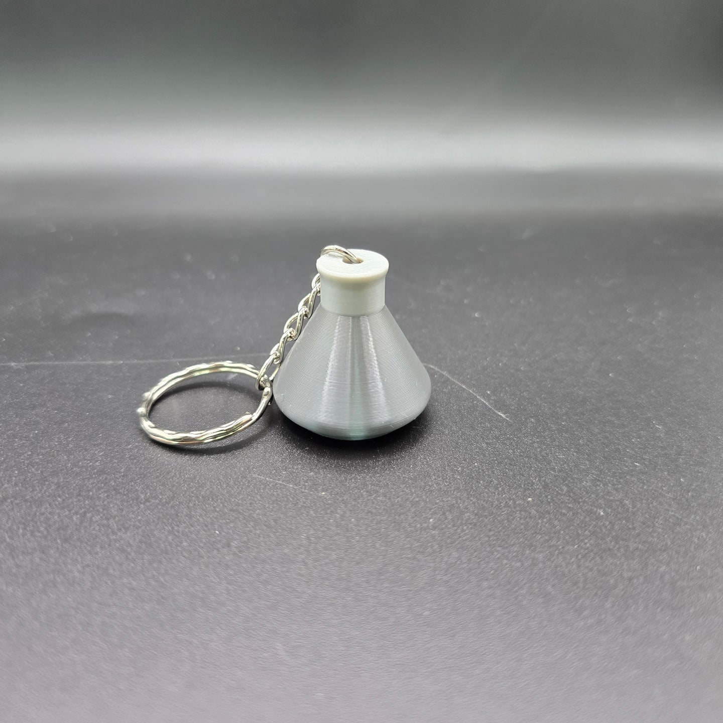 Factorio Science Flask Keyrings - Cool Gaming Stuff