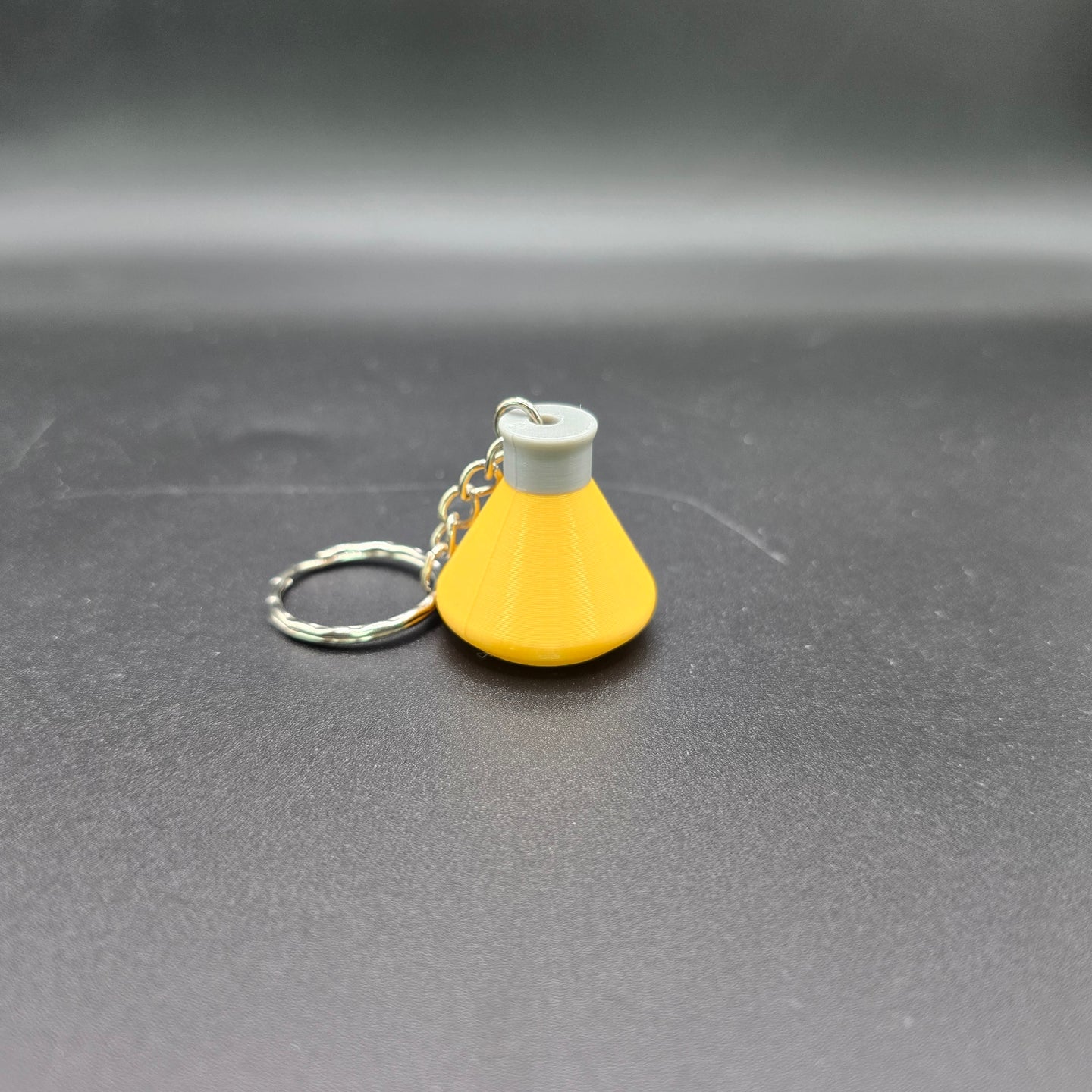Factorio Science Flask Keyrings - Cool Gaming Stuff