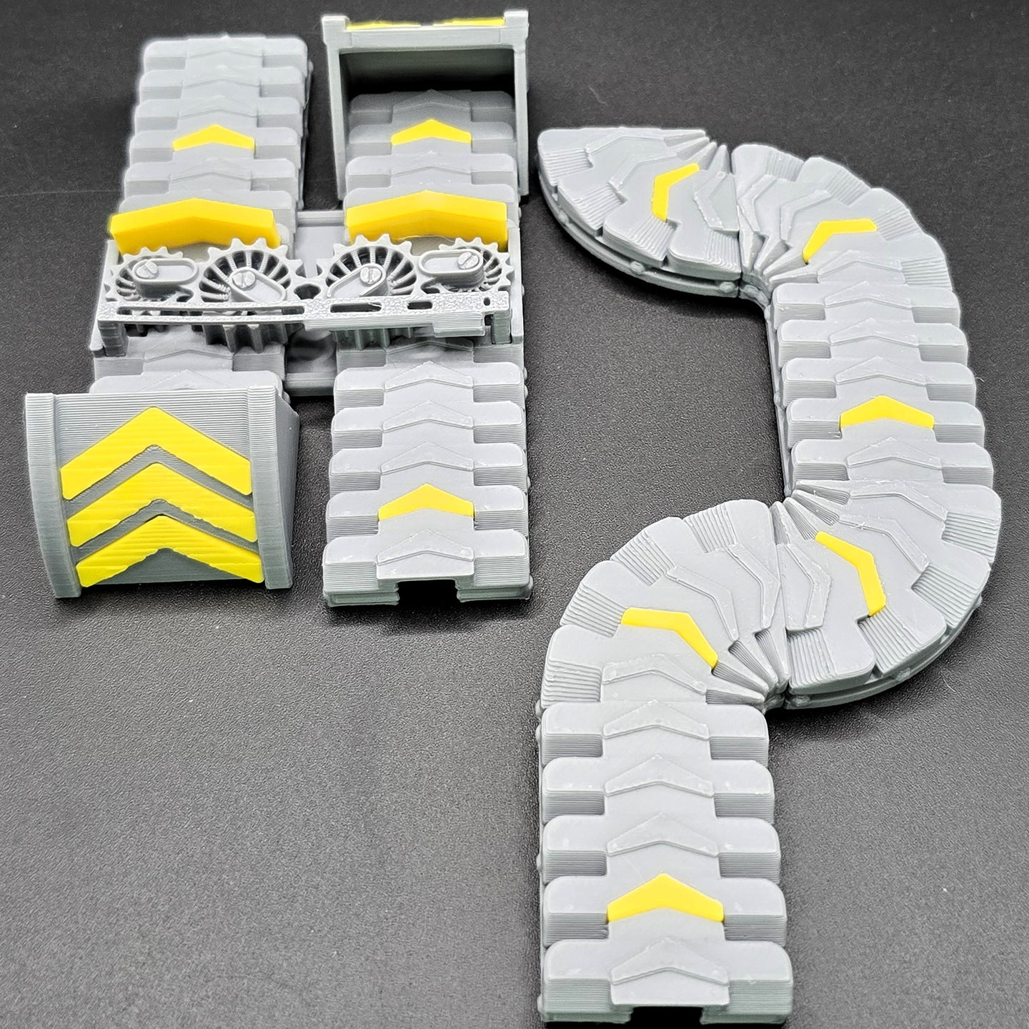 Factorio Interlocking Belts - Cool Gaming Stuff