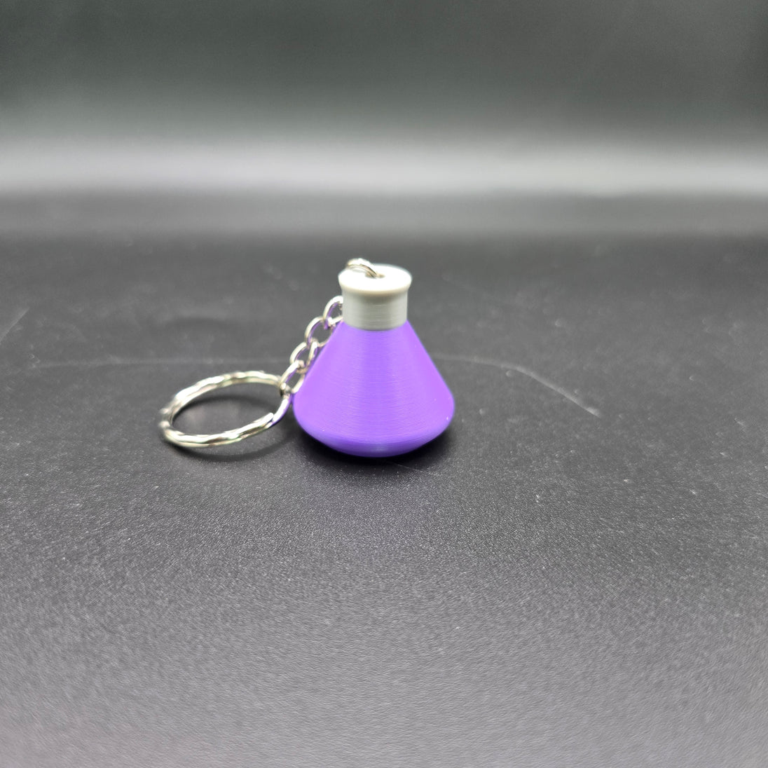 Factorio Science Flask Keyrings - Cool Gaming Stuff