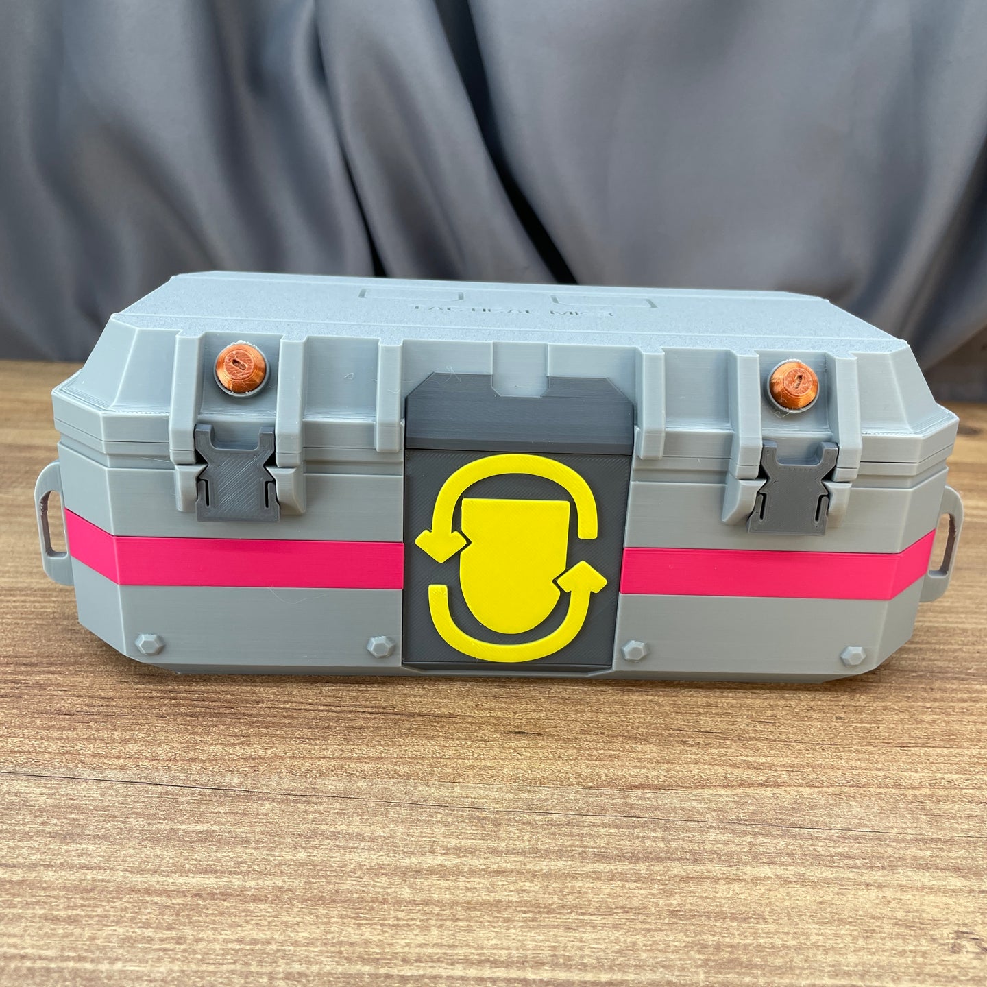 arc raiders defensive augment storage case replica