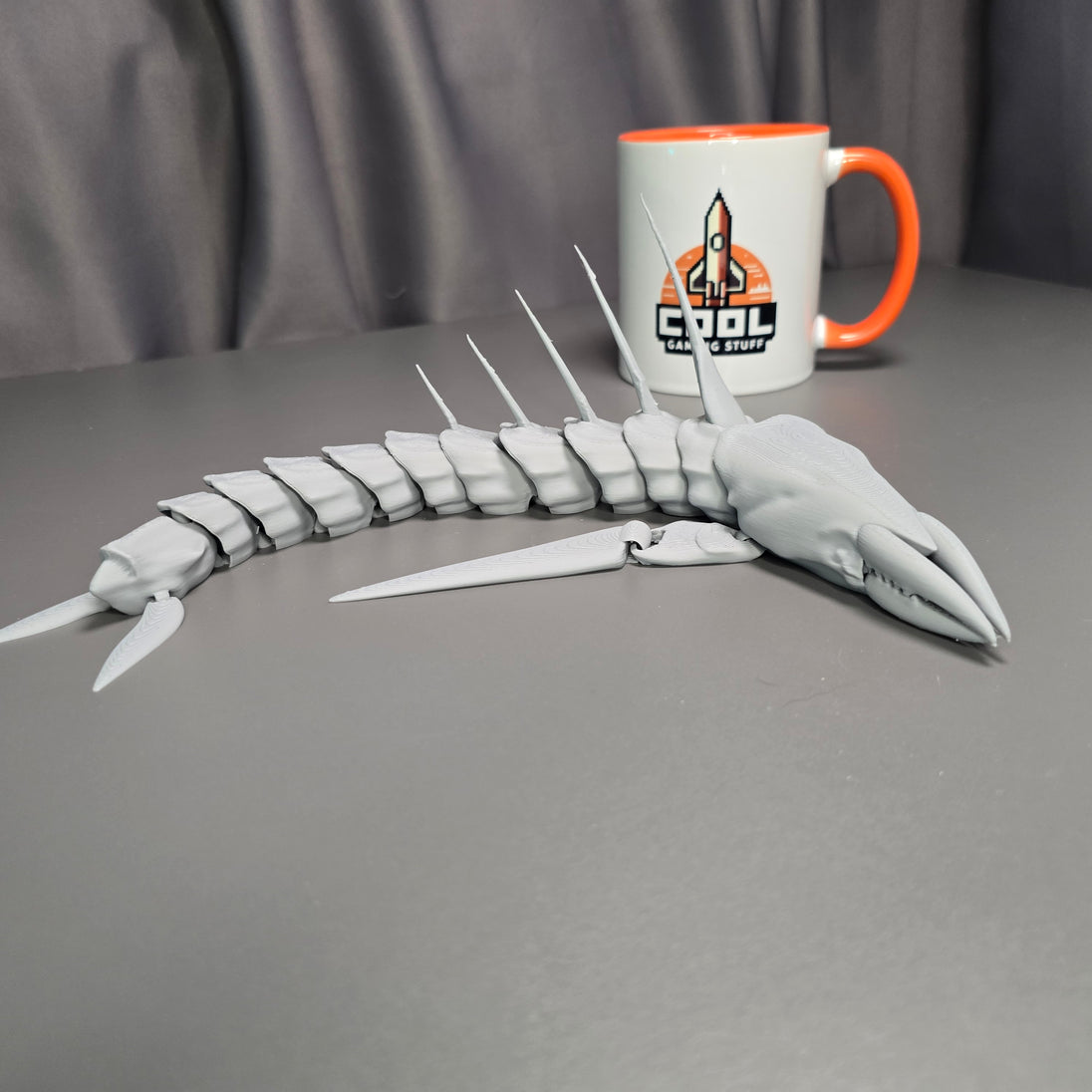Grey Chelicerate Articulated Toy – Subnautica Fan Model
