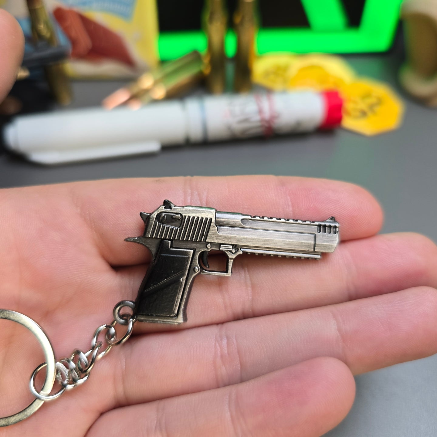 Escape From Tarkov Desert Eagle replica gift idea

