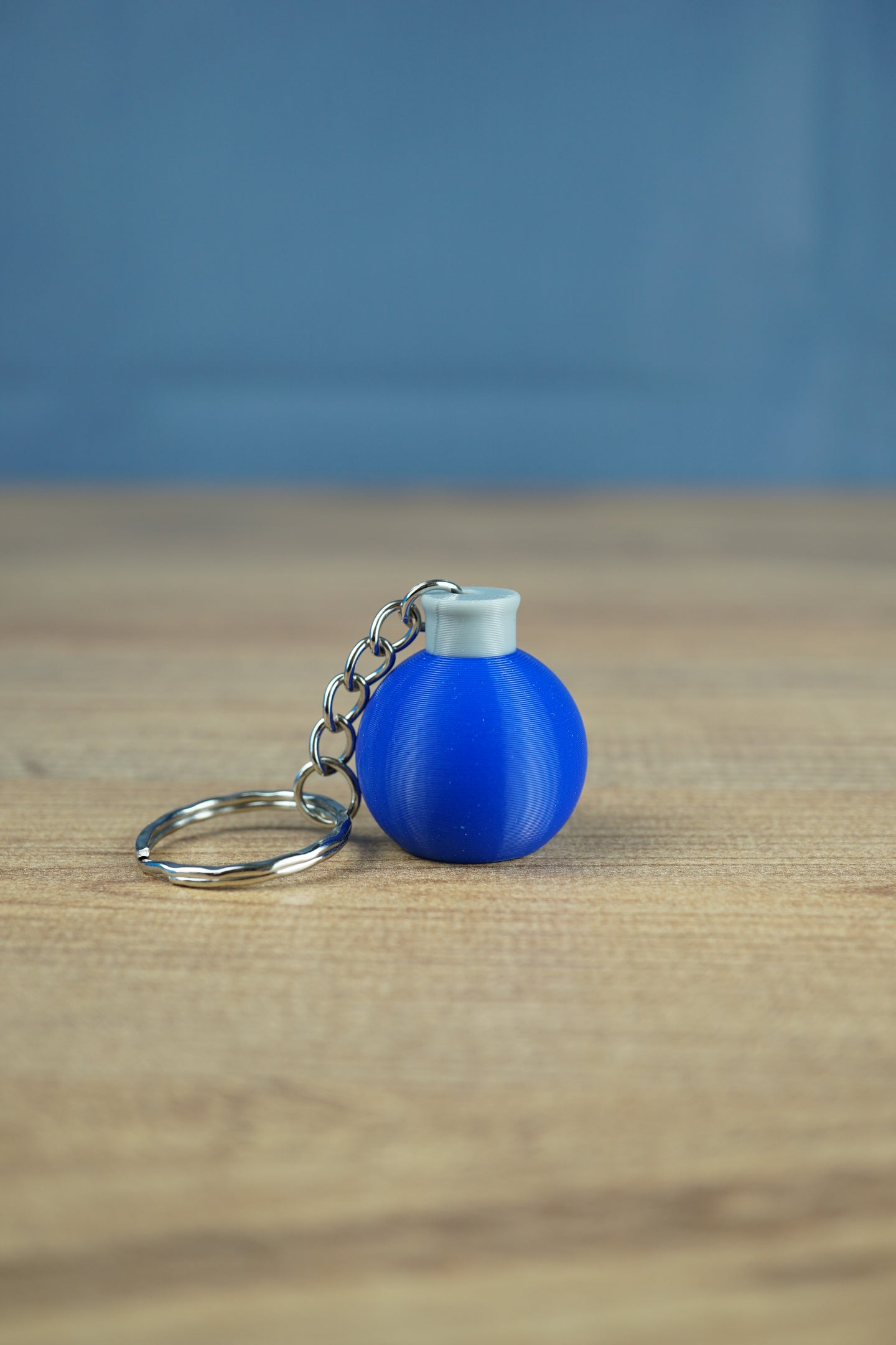 Factorio cryogenic science pack keyring blue flask