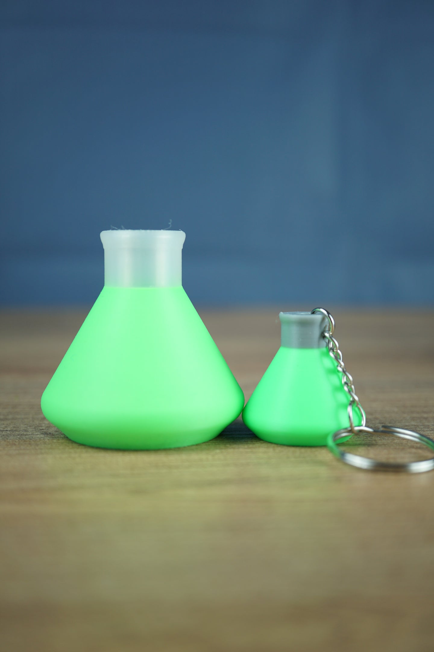 Factorio logistic science flask light green display model