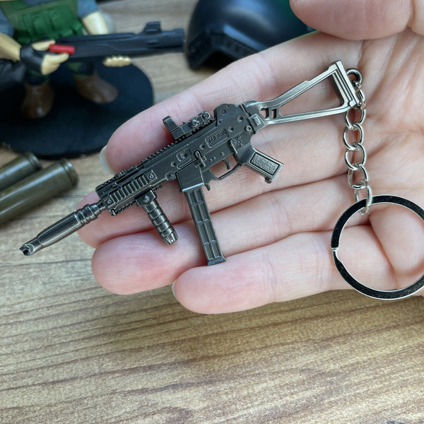FPS gamer UMP modded submachine gun collectible