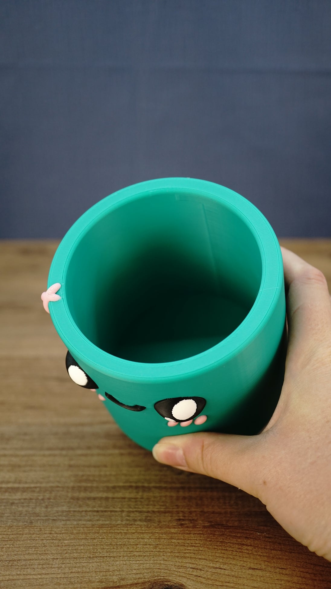 Top view of the green Cyl pen holder showing its spacious open interior, rounded rim and practical storage capacity for pens, pencils and craft tools.
