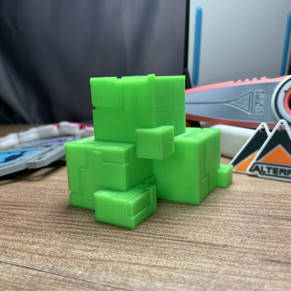Fan-made Subnautica Ion Cube for collectors