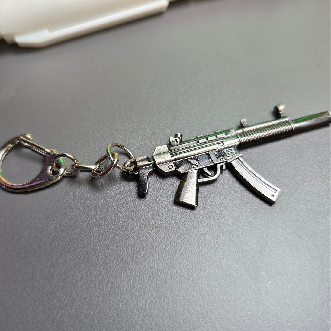 HK MP5 9x19 Silenced Submachine Gun Keychain Replica Side View