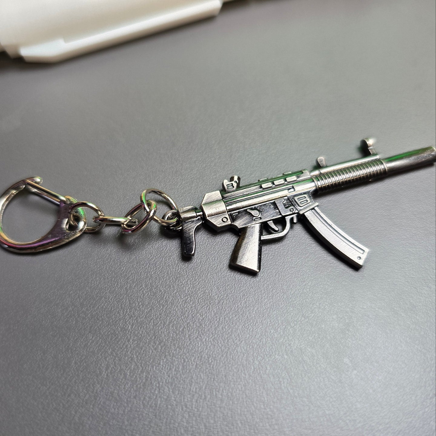HK MP5 9x19 Silenced Submachine Gun Keychain Replica Side View
