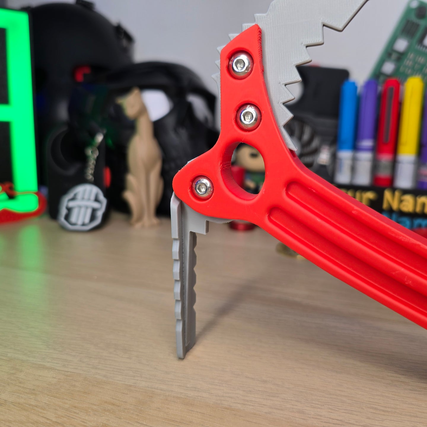 Red Rebel Ice Pick Replica – Escape From Tarkov Cosplay Prop
