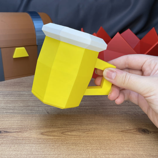 Beer mug pen holder RuneScape gamer collectible