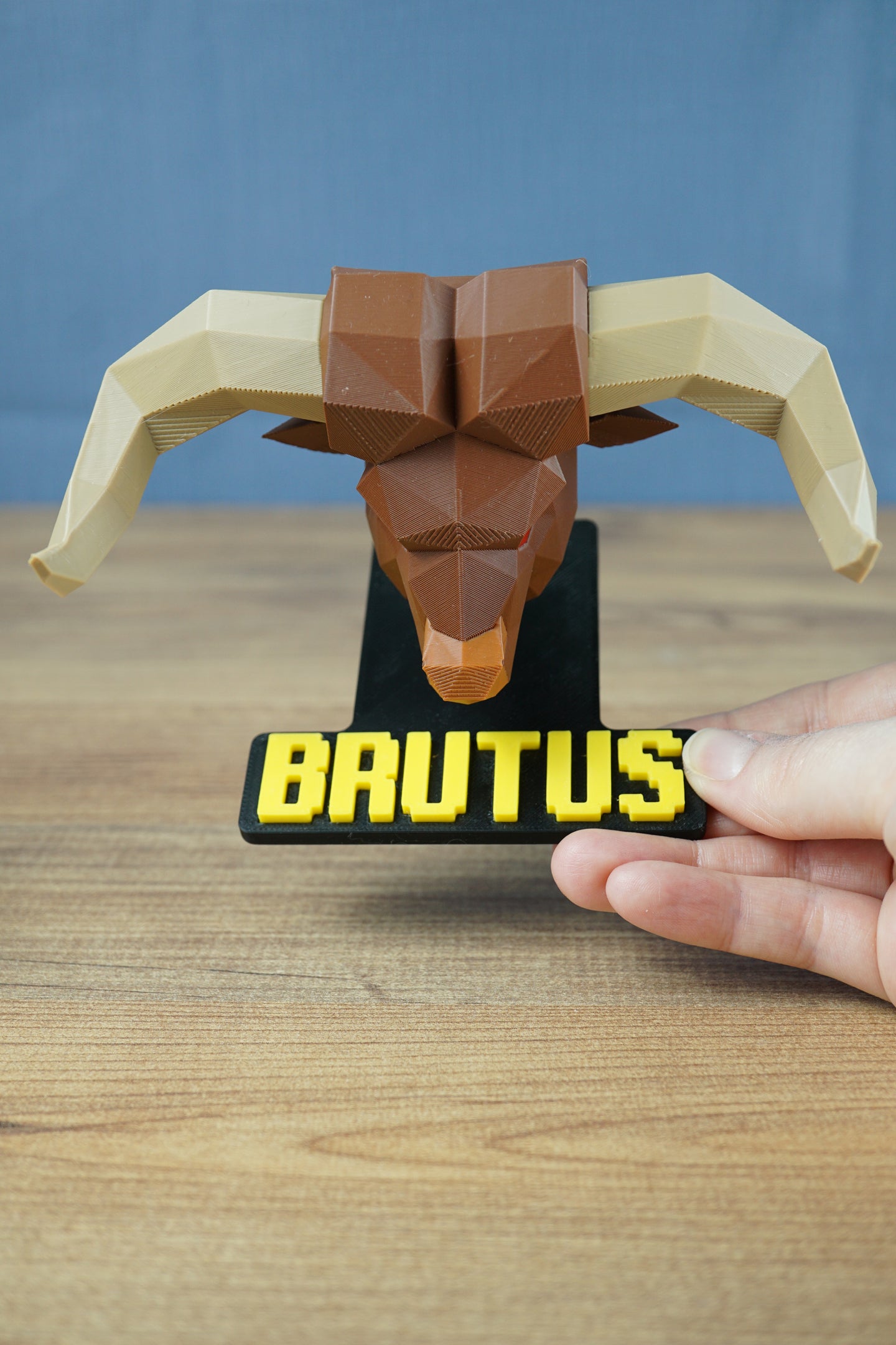 RuneScape Brutus statue head full colour detail close up OSRS model