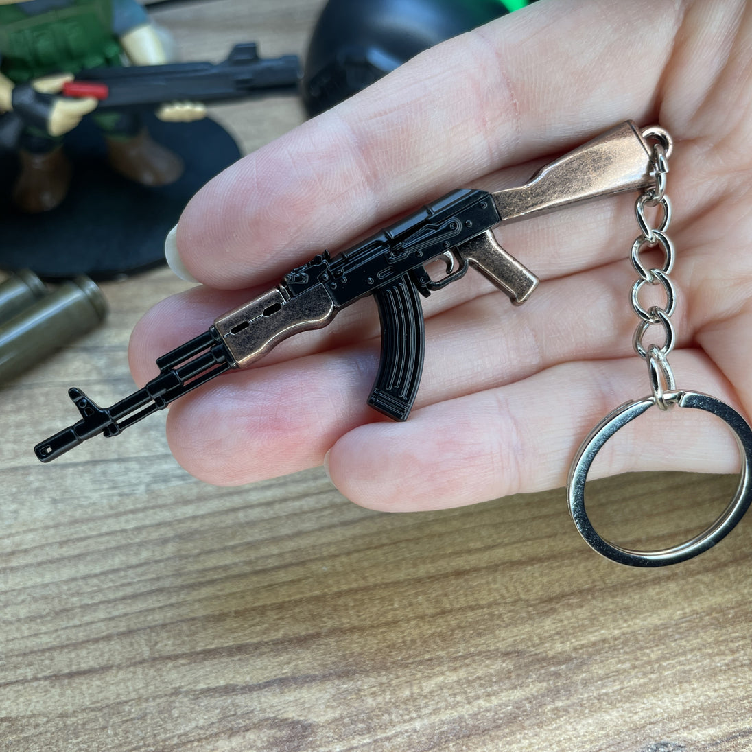 Tactical AK-74 rifle keychain for gamers
