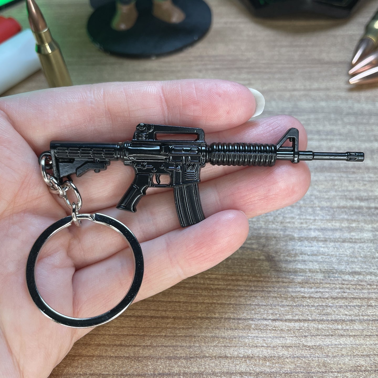 Escape from Tarkov weapon keychain gift
