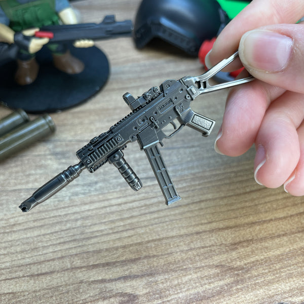 Escape from Tarkov inspired UMP modded keyring
